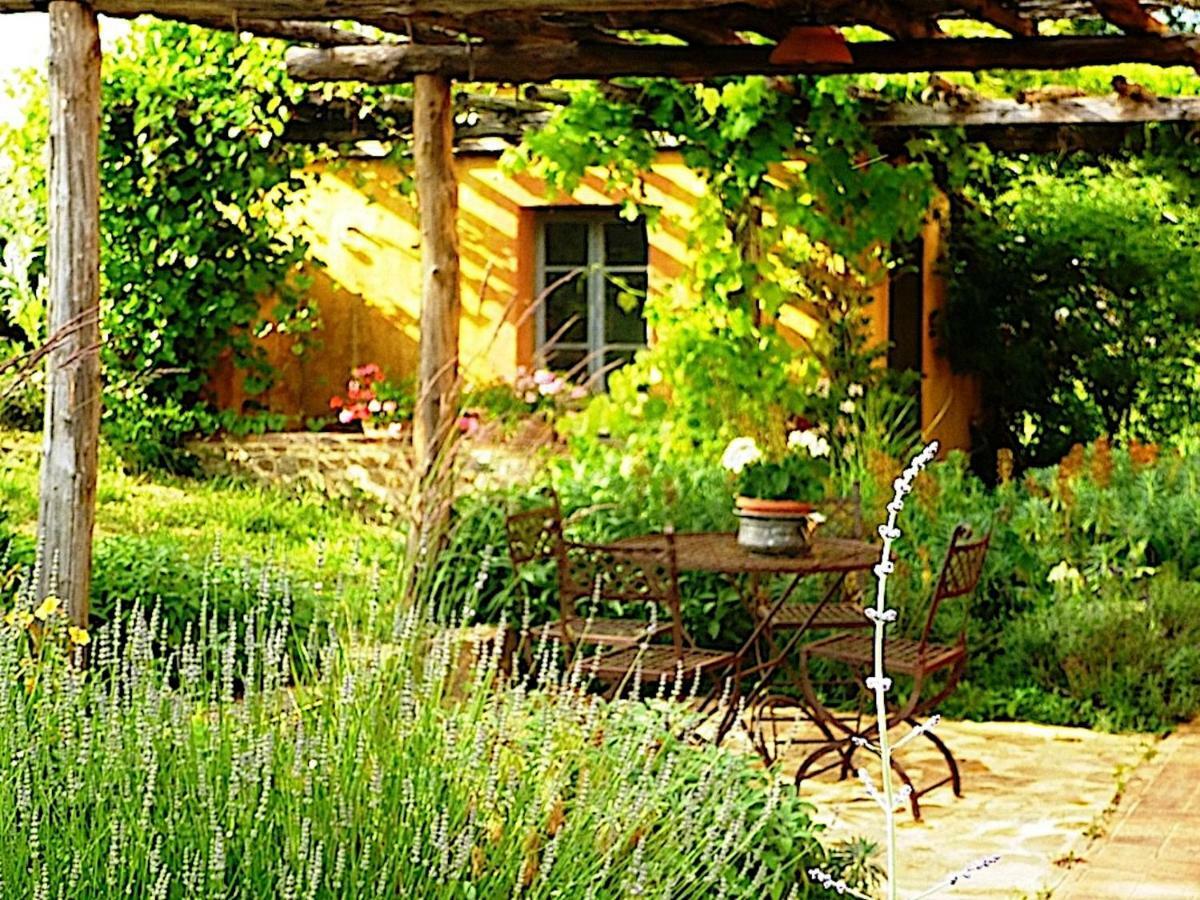 Podere Di Maggio - Casa Della Nonna Санта-Фьора Экстерьер фото